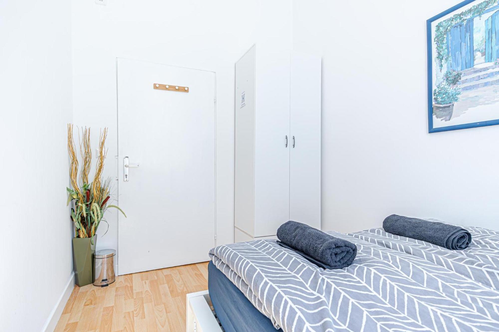 In A Shared Apartment, 6min To Lugner City * Wien